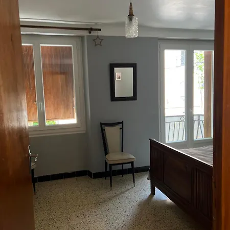 Ubytování v soukromí Dumas St-germain De Calberte *